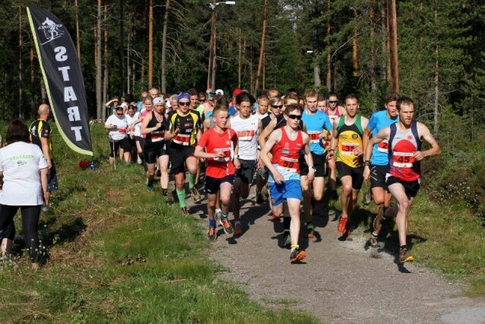 Elin Sjaastad og Matthew Speake vant Gjerdrumsløpet IMG_0087_Start_12km (640x427).jpg