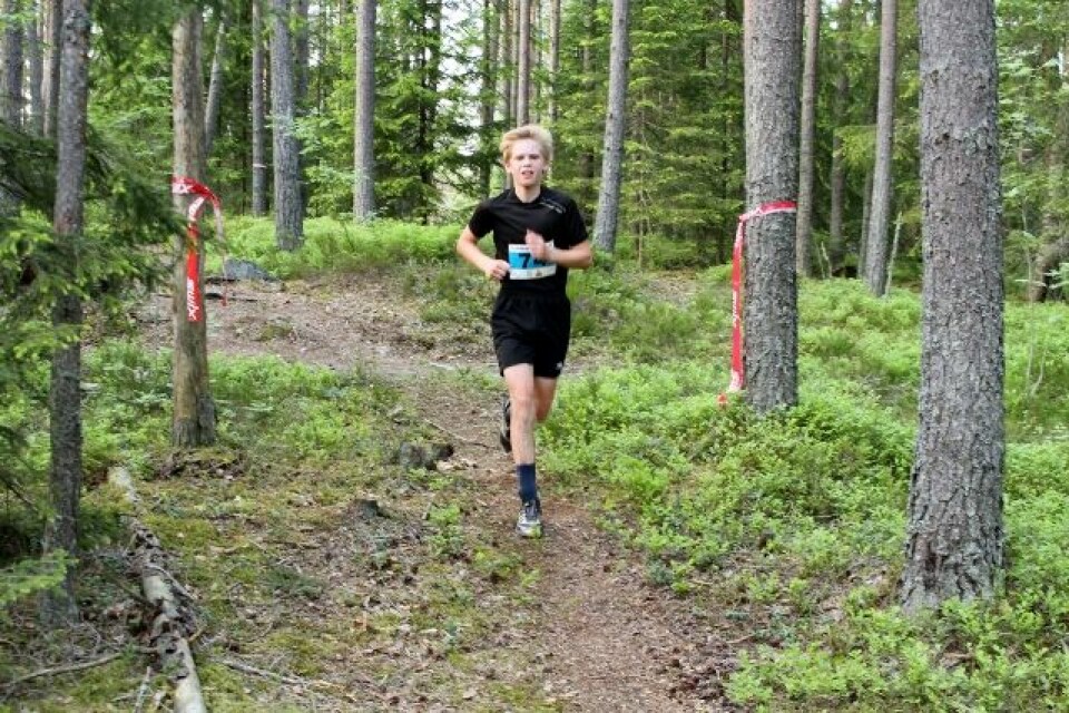 Elin Sjaastad og Matthew Speake vant Gjerdrumsløpet IMG_0406_OLaus_Oserud_Berntzen_8km (640x426).jpg