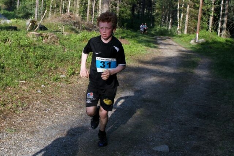 Elin Sjaastad og Matthew Speake vant Gjerdrumsløpet IMG_0573_Kristian_Skuterud_8km (640x425).jpg