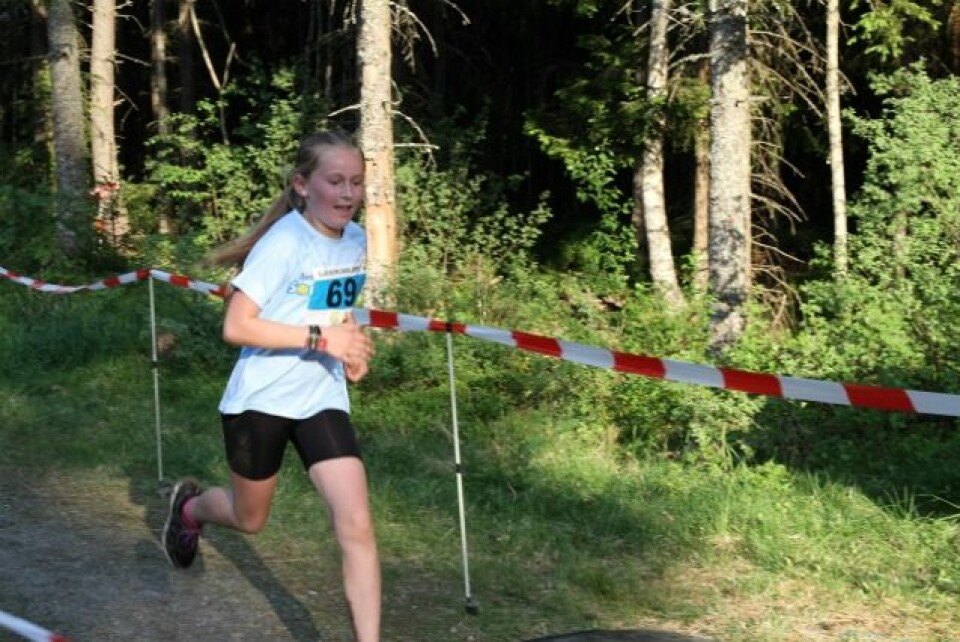 Elin Sjaastad og Matthew Speake vant Gjerdrumsløpet IMG_0728_JUlianne_Sæbakk_8km (640x427).jpg