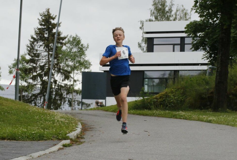 14-åringen Martin Holtet fra Granli IL var 3. raskeste løper i Sentrumsgateløpets 5 km. Sentrumsgateløpet - 5 km