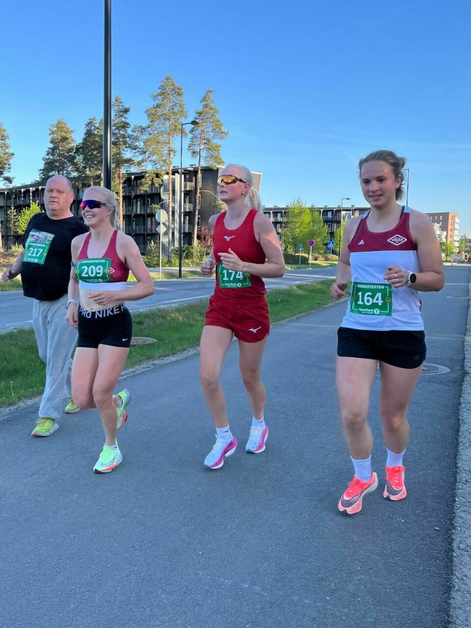Jevn kvinneduell på 10 km i Norgestesten 16. mai