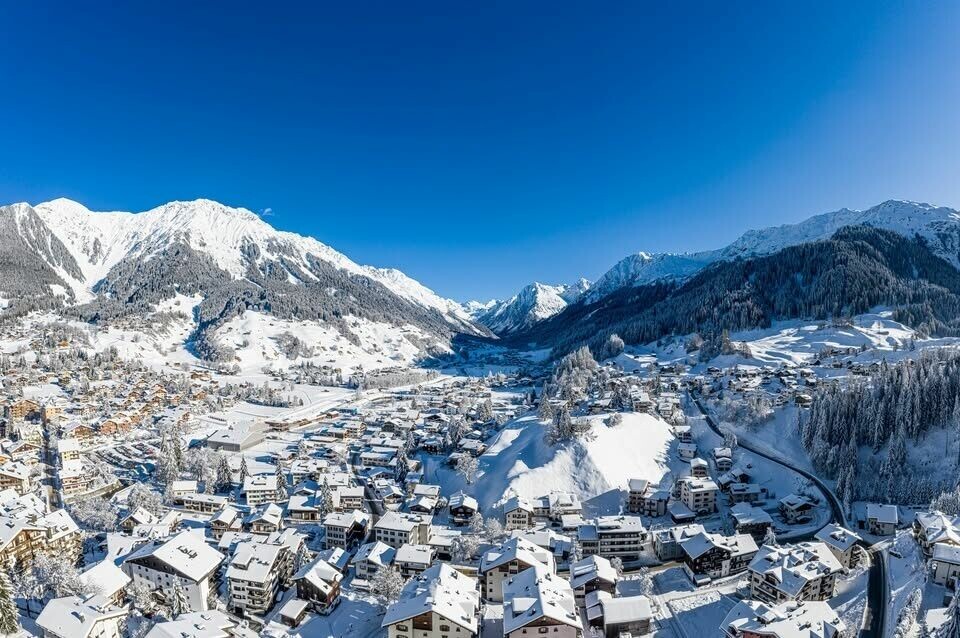 Klosters arrangerte Masters World Cup også i 2017 og var igjen vertskap i 2025. (Foto: arrangøren)