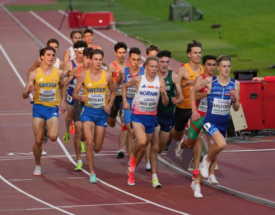 Oppvarmingen er visst over. Håkon Moe Berg kommer frem og skal løpe EM-finale. (Foto: Einar Børve)