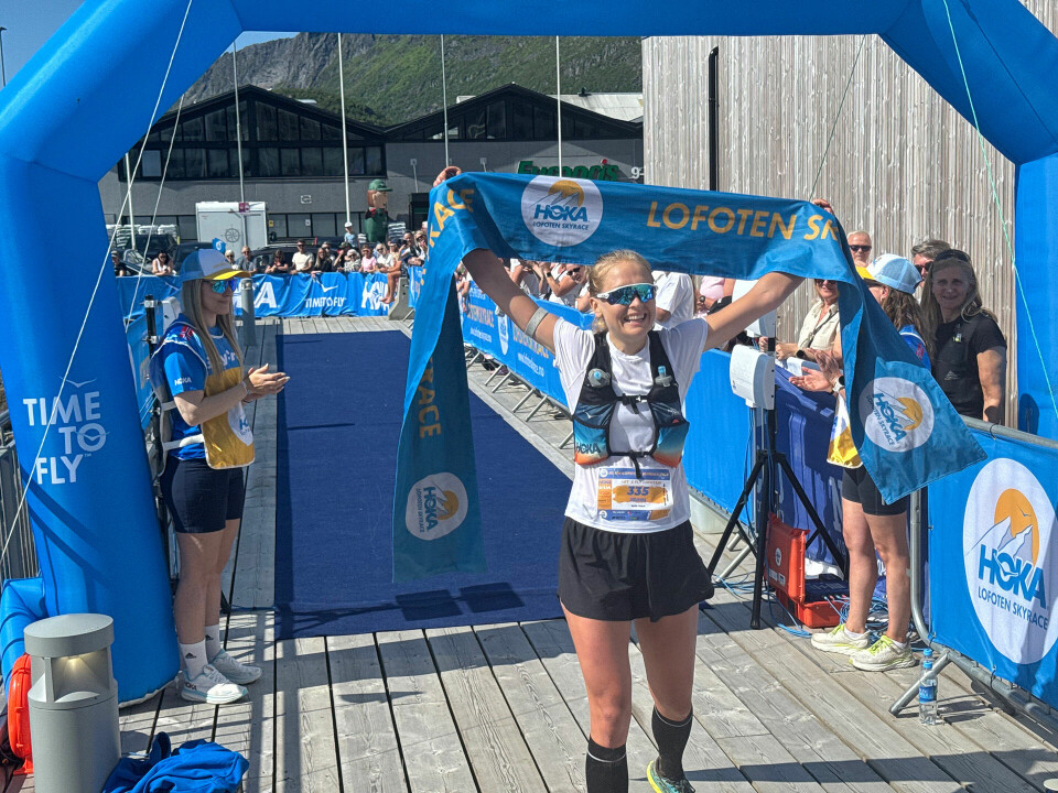Svenske Johanna Gelfgren kunne juble for seier på 32 kilometeren. (Foto:Kevin Dybfest Jørgensen/Lofotposten)