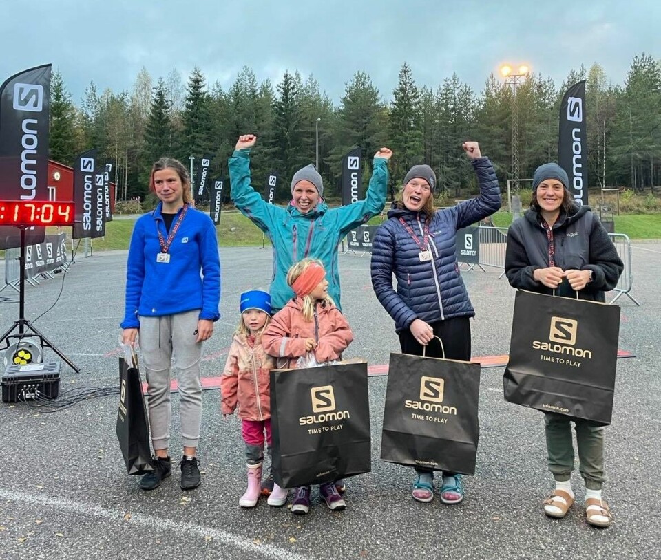 Tobias Dahl Fenre vant kortdistansen (55 km) i Oslo Trail Challenge Pallen_kvinner.jpg