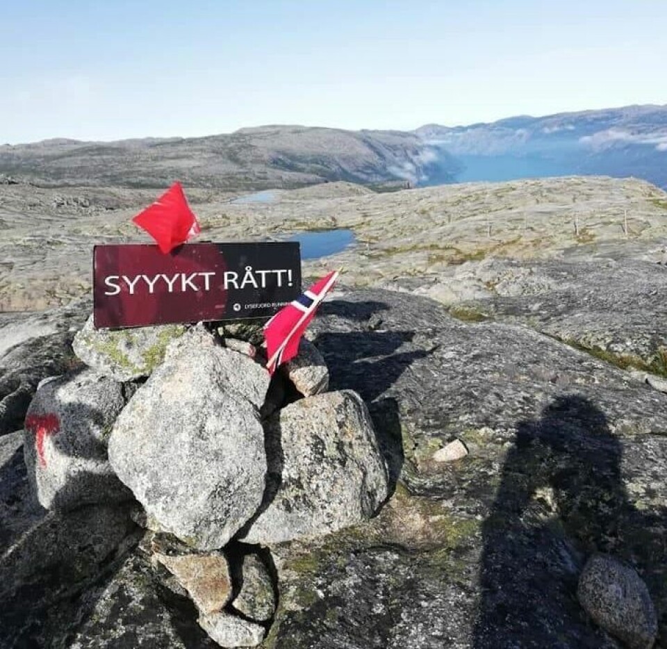 Fredrik Askeland og Mari Mauland vant Lysefjorden Rundt Extreme Ultra Trail sykt_rått.jpg