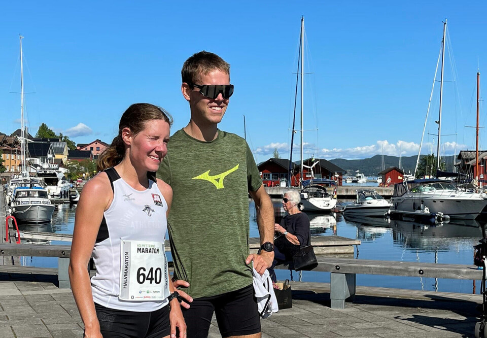 Det ble dobbeltseier på halvmaraton til samboerparet Maria Sagnes Wågan og Petter Rypdal. (Foto: Tor Gunnar Kjøllesdal) Det ble dobbeltseier på halvmaraton til samboerparet Maria Sagnes Wågan og Petter Rypdal. (Foto: Tor Gunnar Kjøllesdal)