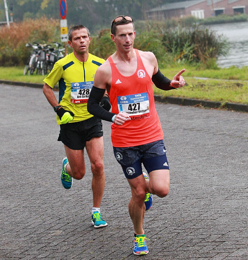 Tre ungdommer best av de norske i Amsterdam Marathon (Oppdatert) 15km_Are_Birkeli_427_broet_A20G5221.jpg