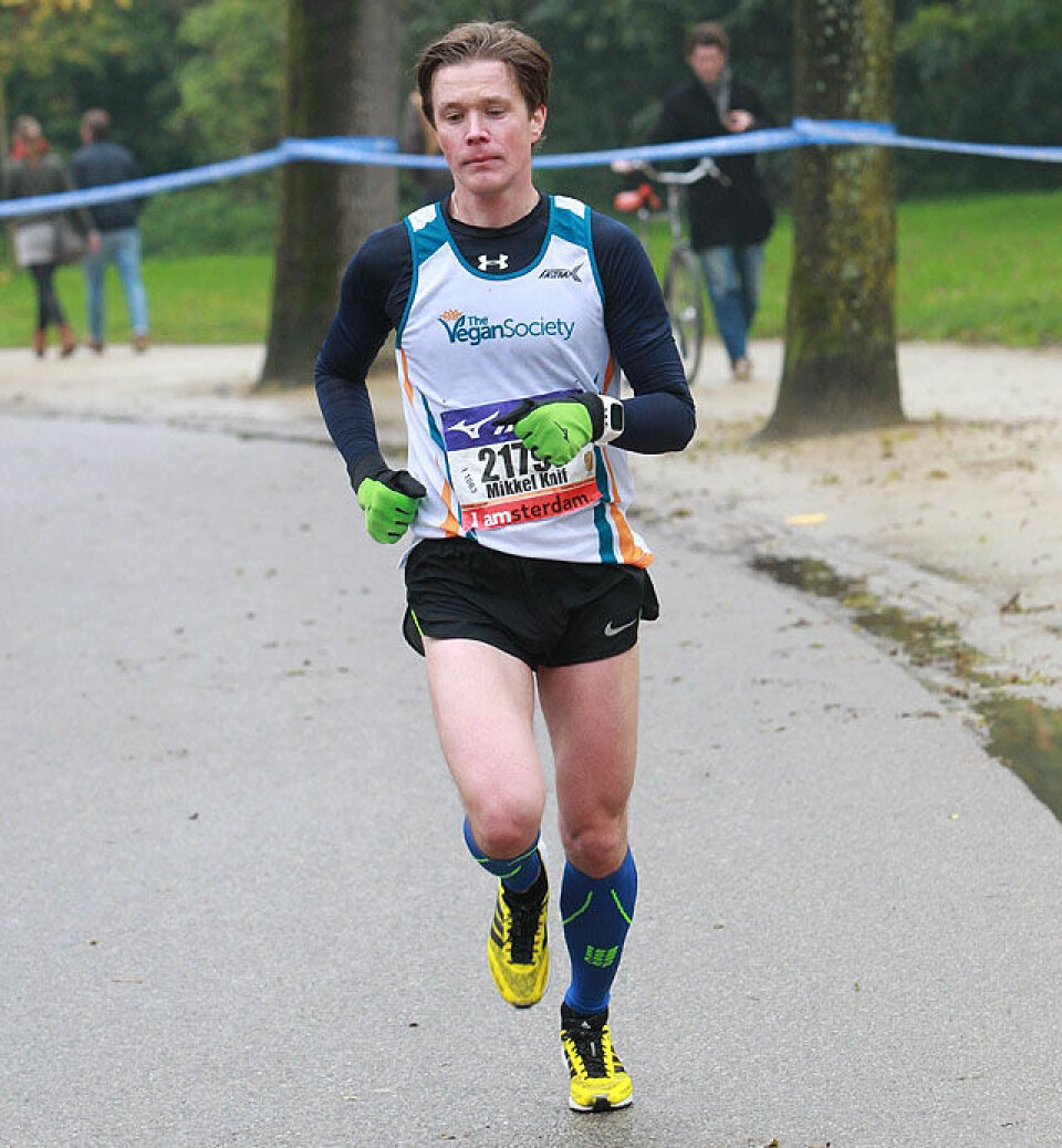 Tre ungdommer best av de norske i Amsterdam Marathon (Oppdatert) Vondel_Mikkel_Knif_finsk-norsk_A20G7142.jpg