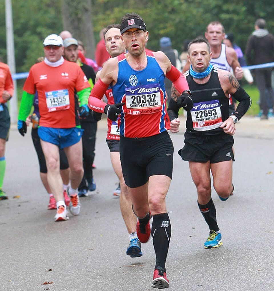 Tre ungdommer best av de norske i Amsterdam Marathon (Oppdatert) Vondel_Svein-Erik_Bakke_Rye_1-16-58_A20G7166.jpg