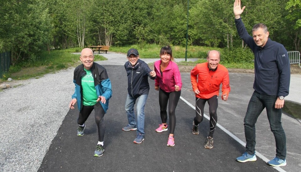 Kondistreninga Ålesund: Initiativtagerne til Kondistreninga Ålesund ønsker at mange skal møte opp på trening. Her fra oppstarten av treningsgruppa. F.v: Per Jan Helset, Helge Fuglseth, Angelique Helset, Jan Ketil Vinnes og Svein Arne Myhre(leder).