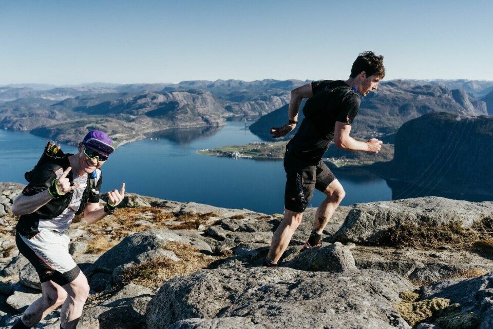 Finn Isaksen (t.v) og Askild Vatnbakk Larsen (t.h.) ble nummer 1 og 2 på 50 miles. (Foto: Keith Parsons) Finn Isaksen (t.v) og Askild Vatnbakk Larsen (t.h.) ble nummer 1 og 2 på 50 miles. (Foto: Keith Parsons)