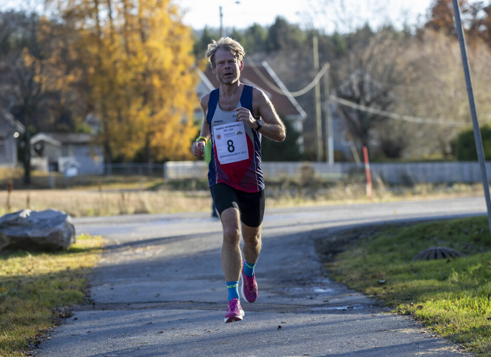 Rashid Handule (55) imponerte med 1:18 på Lørenskogløpet halvmaraton Ole Gorm Berg fra Lørenskog Friidrettslag ble nummer tre på halvmaraton med 1.20.40.jpg