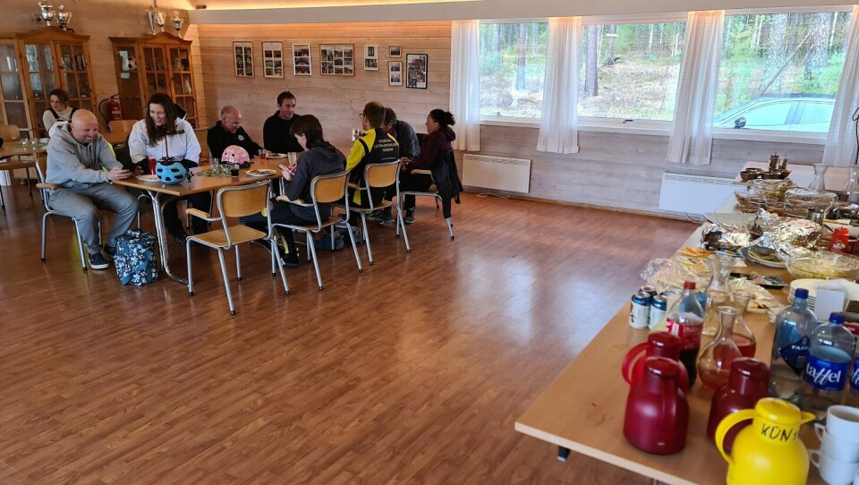 Røyse Ultra for 7. gang med Hytteplanmila x 8 Klubblokalene til Holeværingen passer godt til R¢tyse Ultra-konseptet, og arrang¢rene imponerte også i år med stor og variert meny d¢gnet rundt..jpg