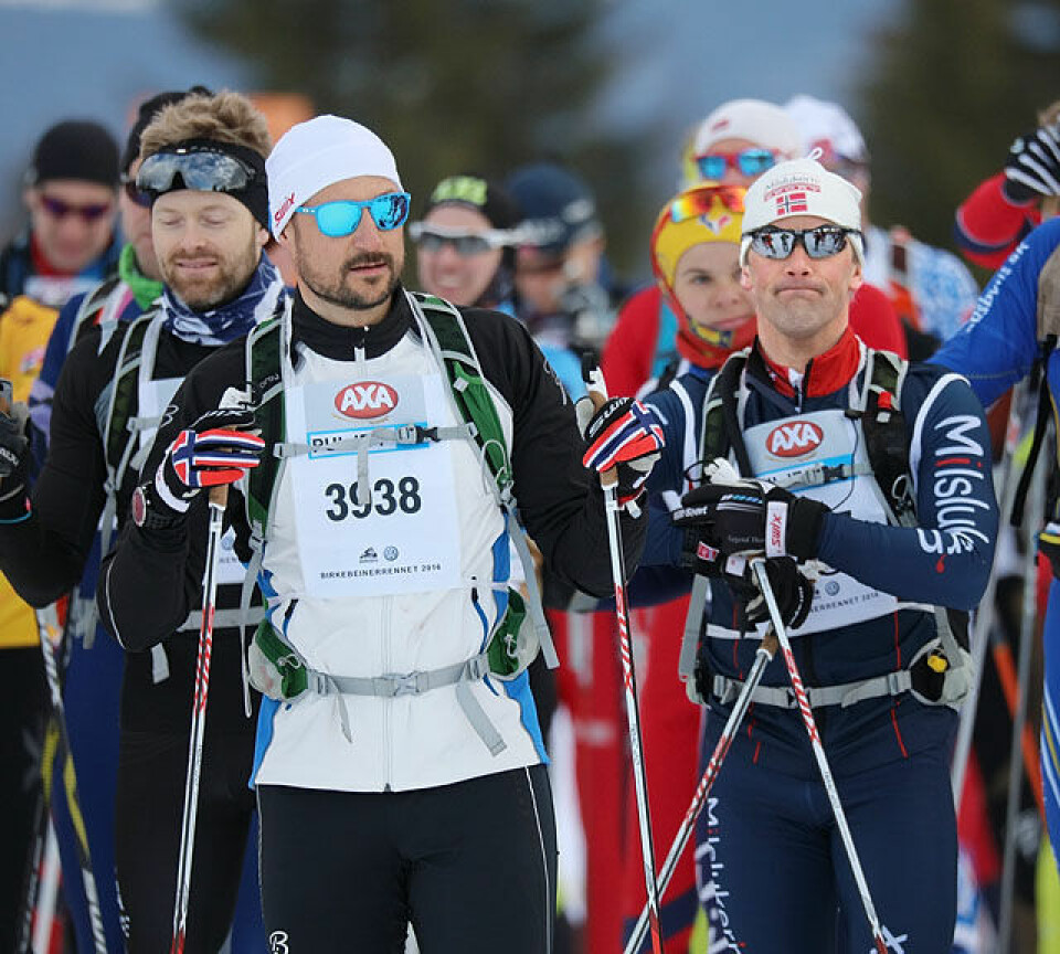 Om kongelige, kjentfolk og helt vanlige folk i Birkebeinerrennet 640_Start_Kronpris_Haakon_Magnus_start_2016-03-19-08-33-48.jpg