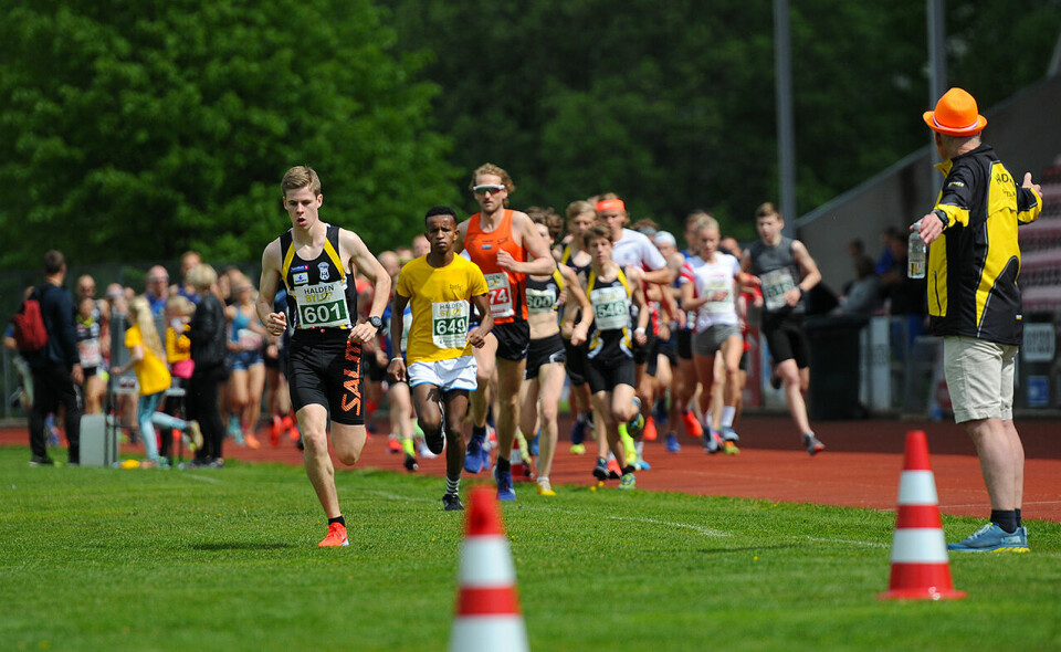 Halden Byløp vunnet av Thomas Asgautsen og Heidi Pharo Start_5og10Km_6683_2.JPG