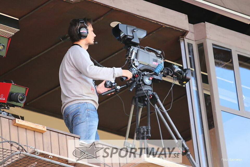 Gode norske resultater på DN Galan Youth Bilde 10 Mange både stasjonære og mobile kameraer ga nærbilder fra samtlige øvelser.jpg