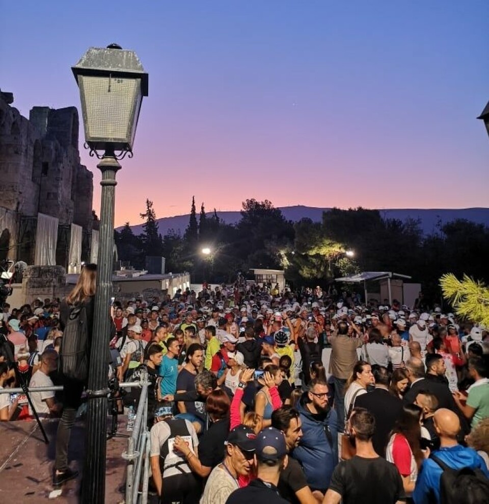 Jeanette og Ninette fullførte Spartathlon i ekstrem varme Før_start.jpg