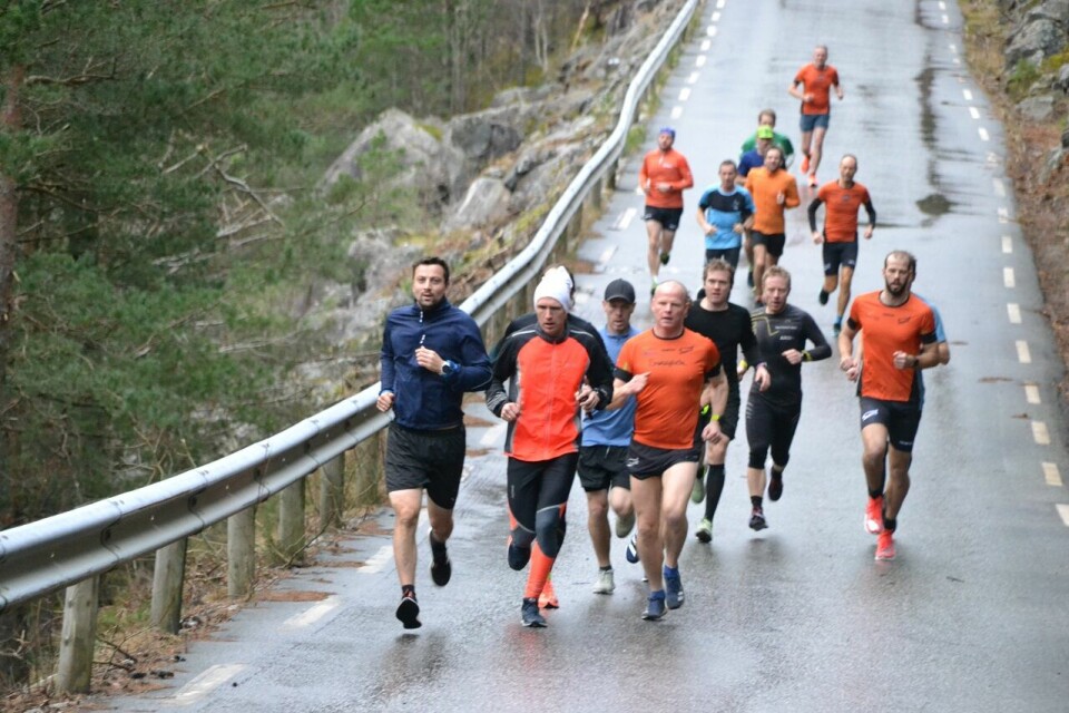 Adventsløpet - spektakulær 10 km langs Tysdalsvatnet Andre pulje.jpg