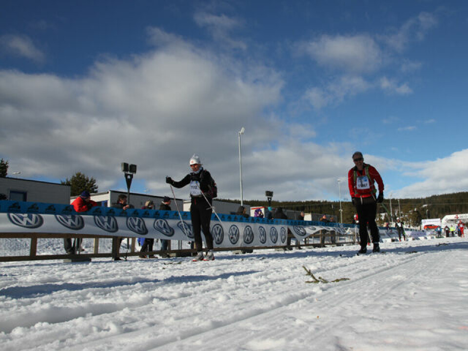 Om kongelige, kjentfolk og helt vanlige folk i Birkebeinerrennet Birken2-029_tungt_sugende_foere.jpg