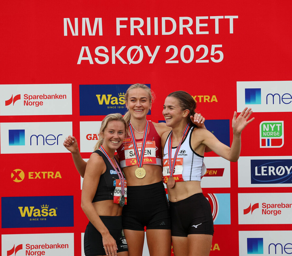 Medaljevinnerne på 5000 meter for kvinner: Amalie Sæten tok gull, Kristine Lande Dommersnes sølv og Sigrid Jervell Våg bronse. (Foto: Arne Dag Myking)