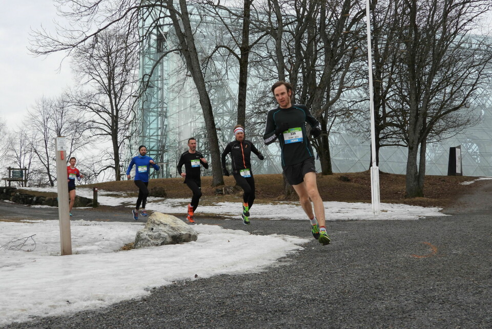 Geir Sandbakken (fra h.) , Kjell Vegard Opheim Endre Hjelseth, John Henry Strupstad og Marcus Danielsen løp inn til plassene 4 til 8. (Foto: Stein Arne Negård) Geir Sandbakken (fra h.) , Kjell Vegard Opheim Endre Hjelseth, John Henry Strupstad og Marcus Danielsen løp inn til plassene 4 til 8. (Foto: Stein Arne Negård)
