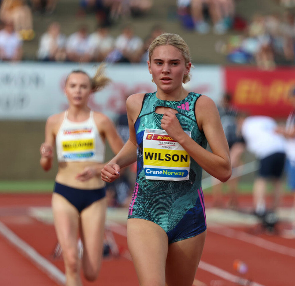 Tøft for Amalie Sæten og de norske på 5000 m i Trond Mohn Games