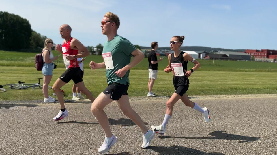 Sunniva Tangen Andersen lå på tredjeplass nesten hele løpet, men det ble fjerde til slutt. (Foto: Tom-Arild Hansen)