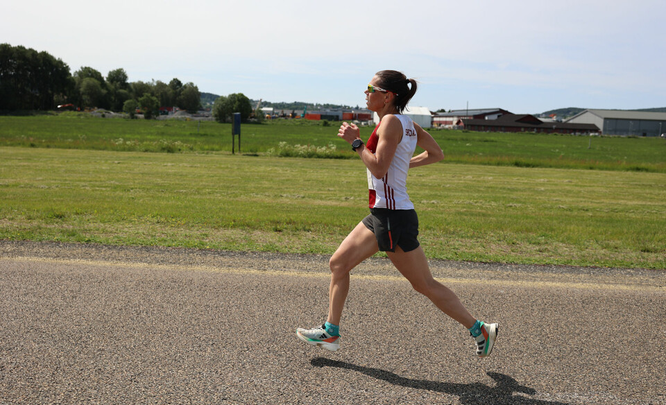 Jessica Gunnarsson startet i pulje 2 og måtte dermed løpe mest alene. Hun var et par sekunder fra totalseieren i pulja. (Foto: Tom-Arild Hansen)