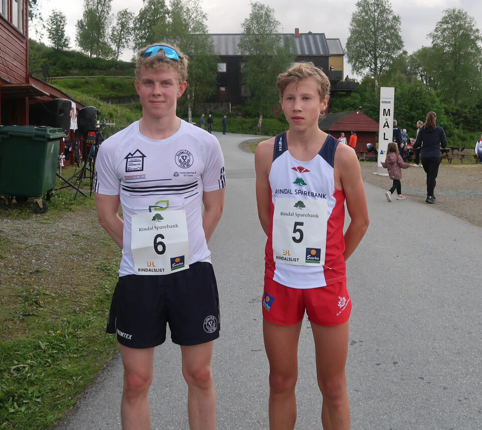 De to beste uansett klasse: Lars Svorkdal 19-20 år. Sebastian Børset 17-18 år.(Foto: Gunnar Bureid)