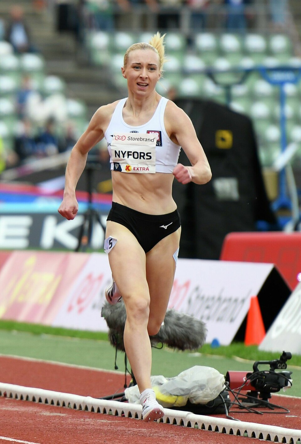 Malin Nyfors vant 800 m innendørs på 2:01,97 og klarte samtidig kravet til EM innendørs. (Arkivfoto: Bjørn Johannessen) Bislett Games 2024 - 800m NYFORS Malin Ingeborg