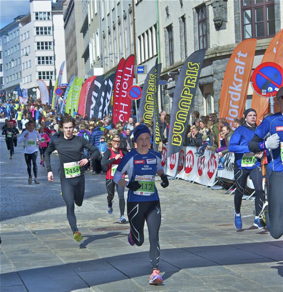 Hafsås-rekord i Bergen City Marathon mens Mulugeta løp halv på 1.06.59