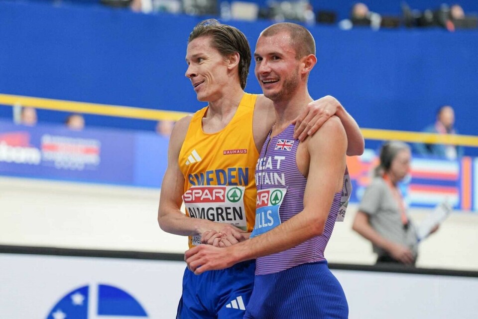 Fjerdemann Andreas Almgren sammen med toeren George Mills. (Foto: Maja Hitij/Getty Images for European Athletics)