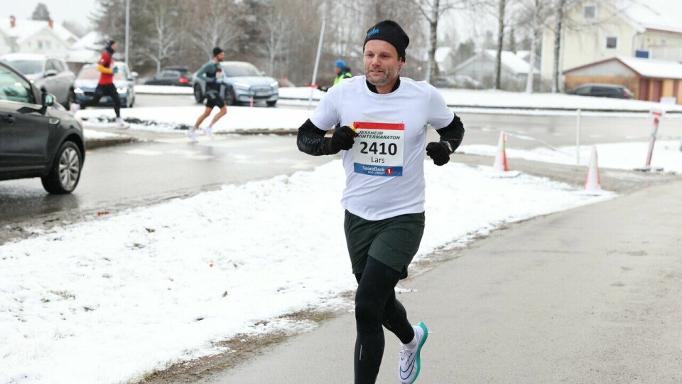 Lars Sunde Løseth løp halvmaraton på 1.23.04 under Jessheim Vintermaraton 2023