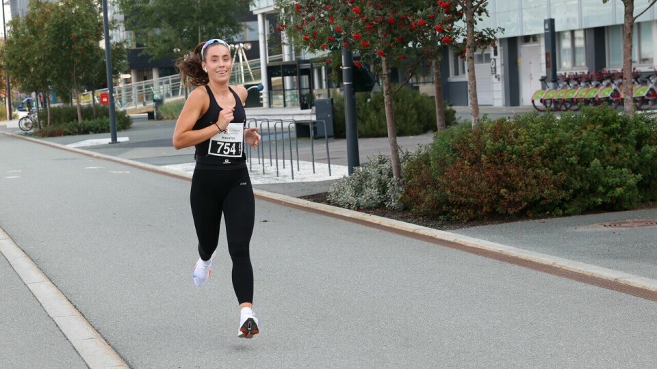 Nina Fidtun løp aratondistansen under Trondheim Maraton 2024