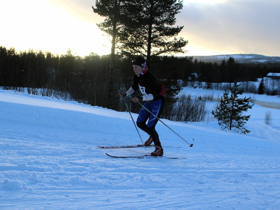 Tina Jacobsen fra Nordre Trysil i fint driv å de siste meterene. (Foto: Rolf Bakken)