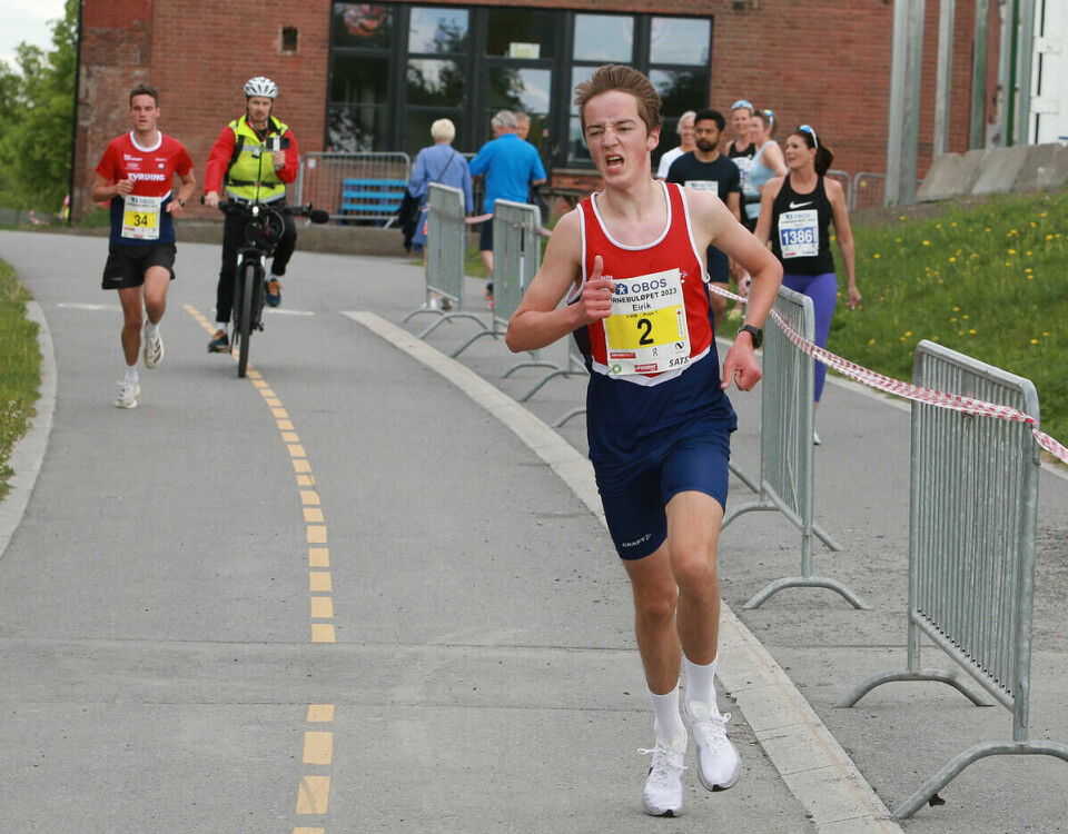 3km_nr1_og2_menn_300m_foer_maal_AZ3T4264