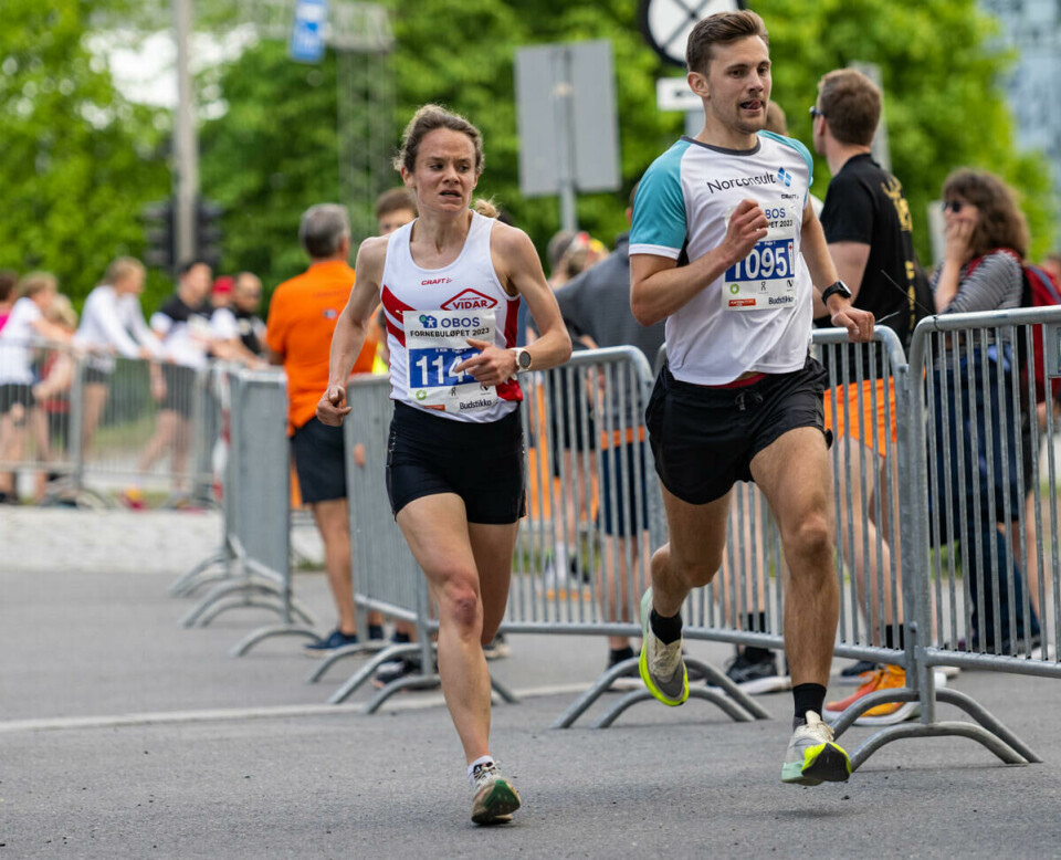 5km_damevinner_Runa_S_Falch_100m_foer_maal_bestekvinnepremie_foto_S_Hafsahl_justert_DSC_4441