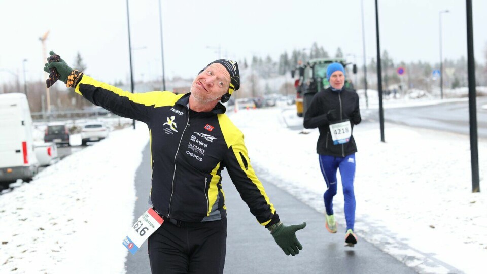 Stig Andy Kvalheim var ute for å teste om knærne holdt lange distanser, og løp en rolig halvmaraton under Jessheim Vintermaraton 2023