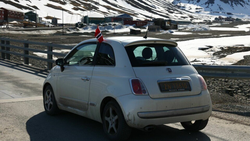 En Fiat pyntet for maraton under Spitsbergen Marathon 2023