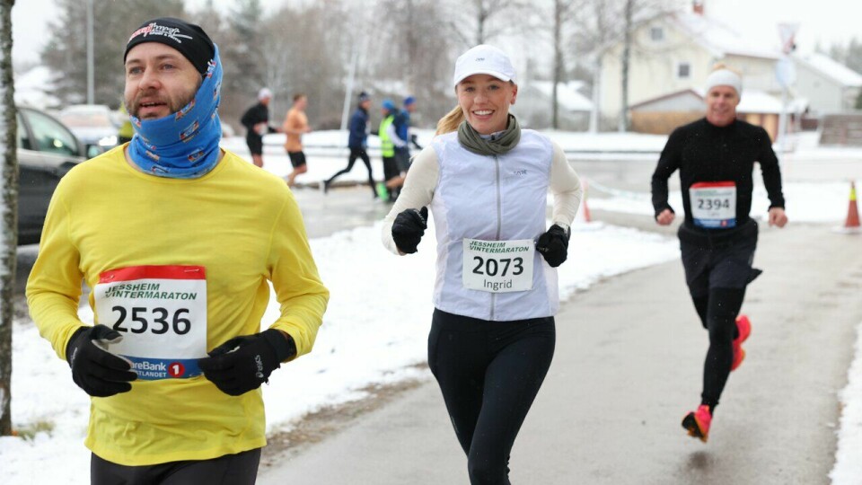 Ellef Prestsæter og Ingrid Eliassen Eriksen løp halvmaraton under Jessheim Vintermaraton 2023