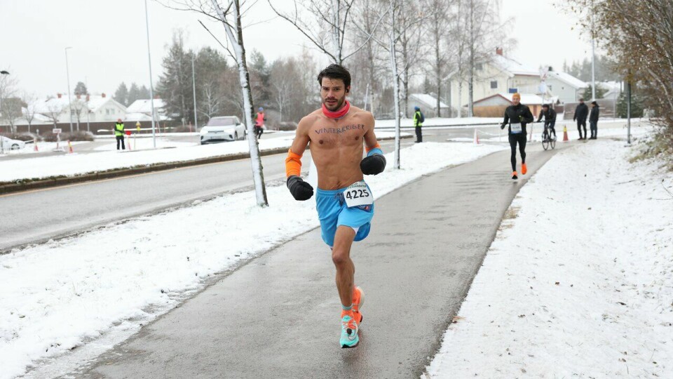 Vinterkrigeren Dan Juan kom på femteplass på maraton under Jessheim Vintermaraton 2023