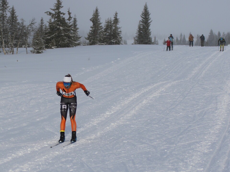 Johan Hoel og Solveig Lie Støverud vant Sjusjøen Skimarathon