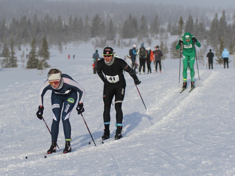 Johan Hoel og Solveig Lie Støverud vant Sjusjøen Skimarathon