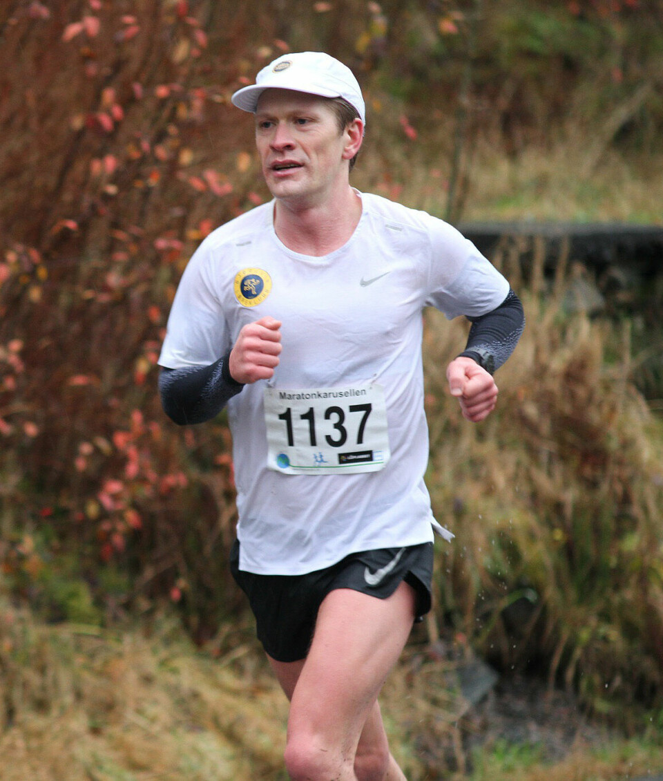 Erlend Hjelle, Bjørgvin Løpeklubb kom på 3. plass på 2.41.00.