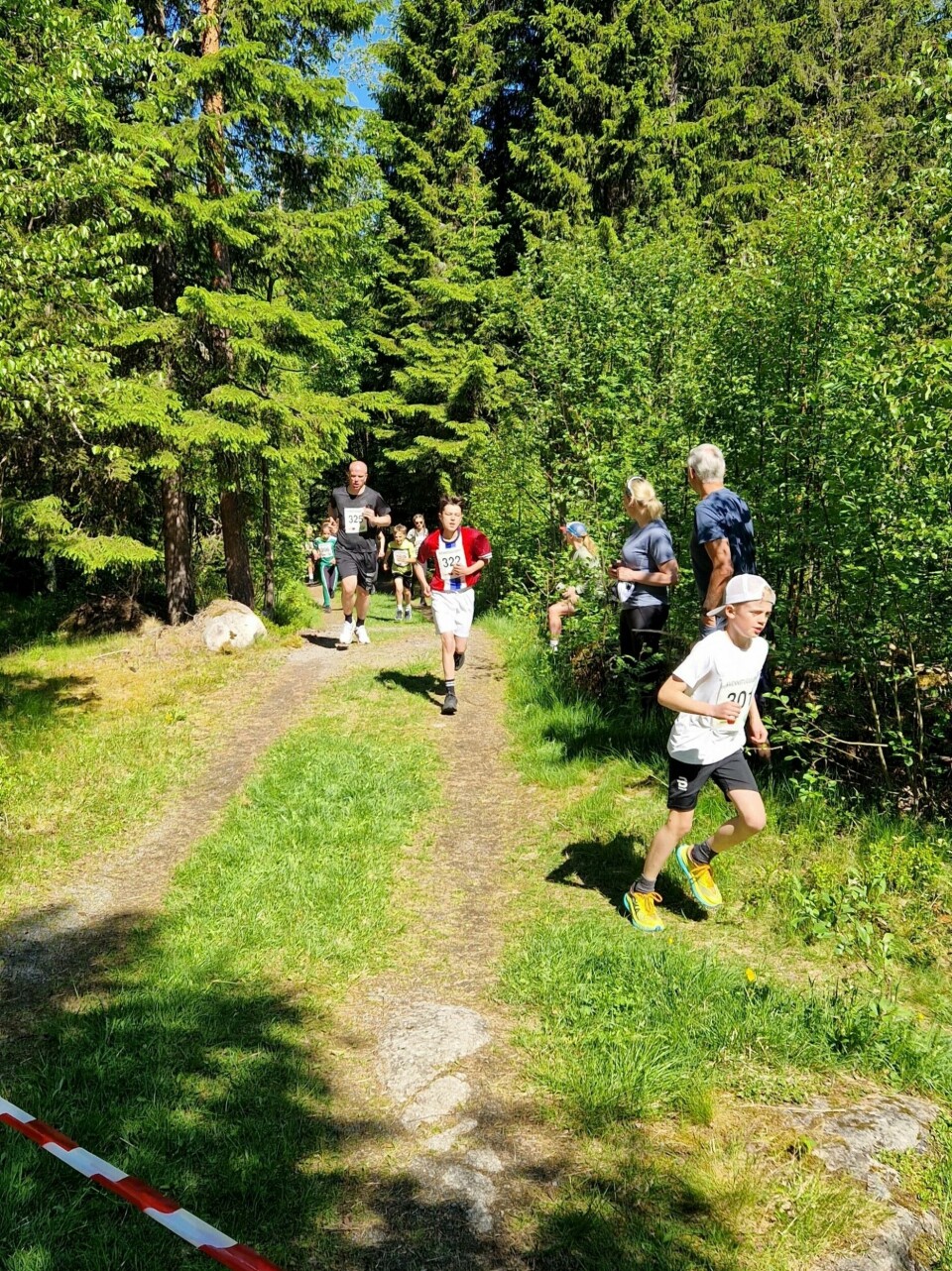 Fra 3 km for 11-13-åringene. (Foto: Tormod Løken)