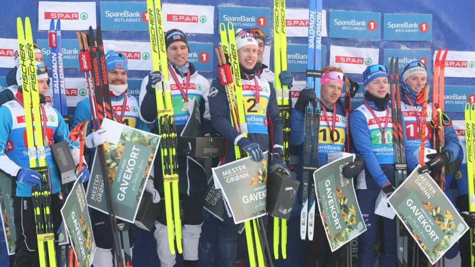 Pallen: Byåsen ILs førstelag fikk gull, mens Lillehammer skiklubs førstelag gikk inn til sølv, og Kjelsås ILs førstelag fikk bronse. (Foto: Anna Bårdseng/Norges skiforbund) Vinnere NM langrenn etter stafetten