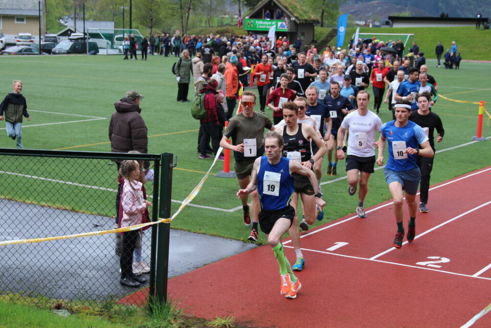 Teten helt i starten. Foto: Arrangør. 1.mai-løpet. IMG_7894.jpg