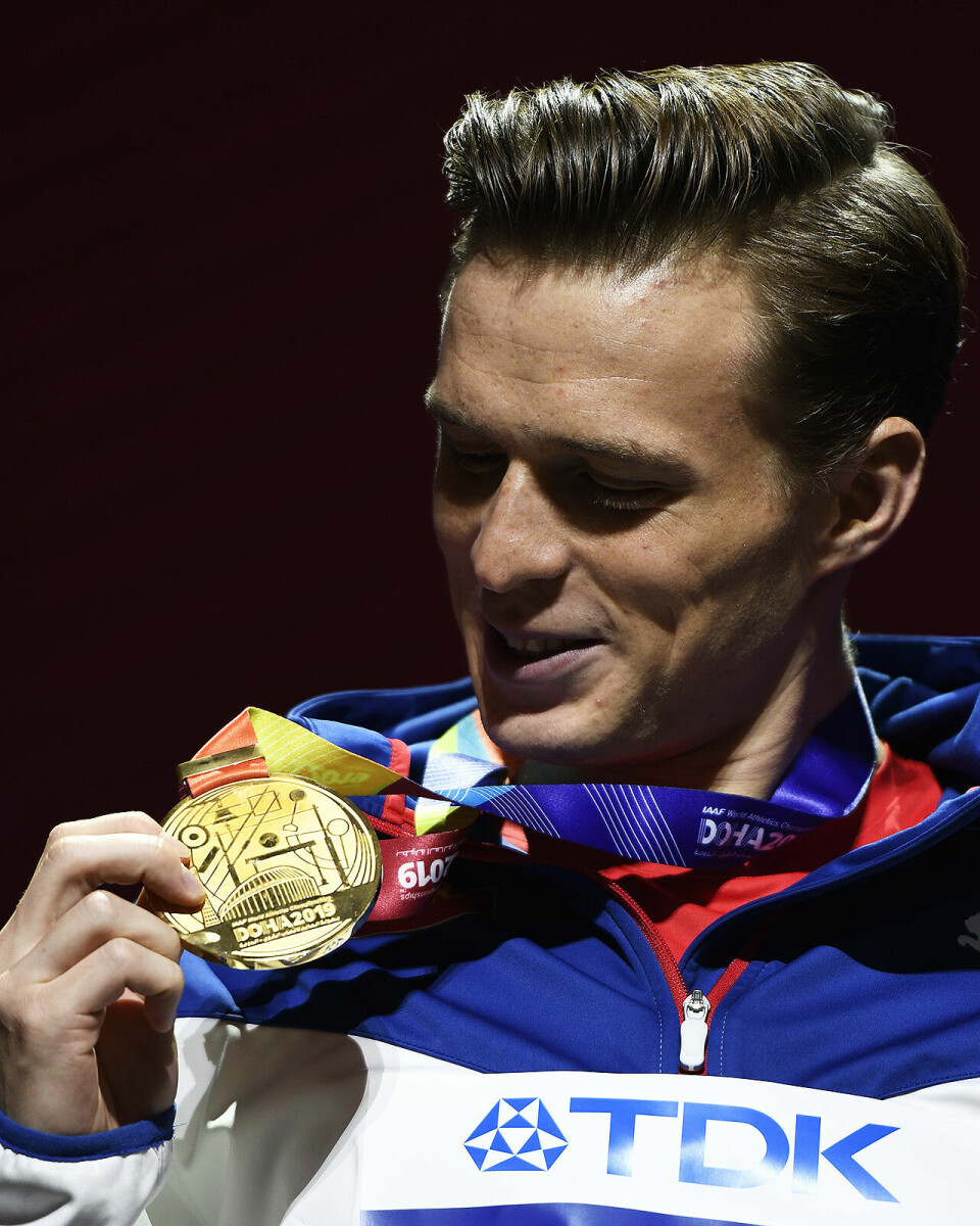 Friidretts-VM er over - Kondis rapporterte fra mellom- og langdistansene 400hekk-medalje-warholm_50D3650.jpg